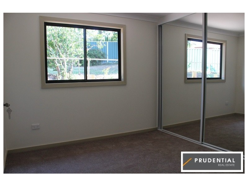 10a Rosalind Crescent, Campbelltown NSW 2560