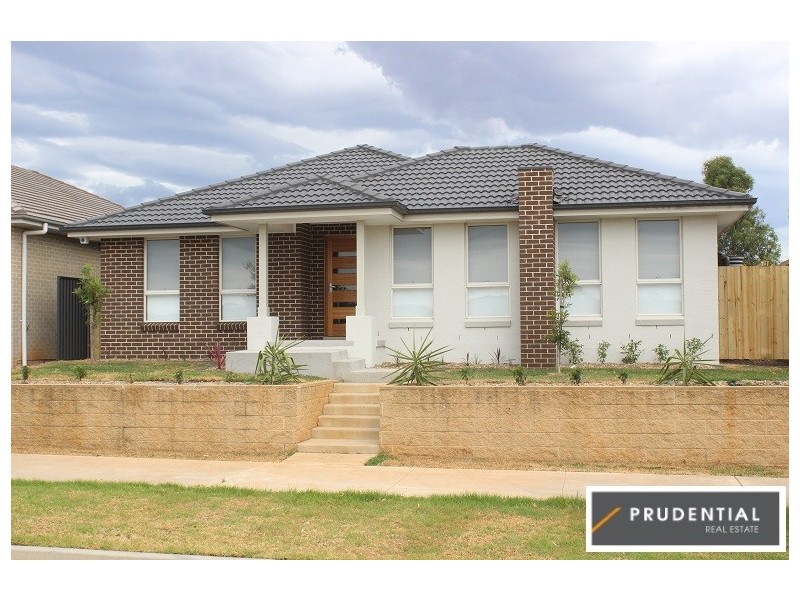 25 Ducros Street, Oran Park NSW 2570