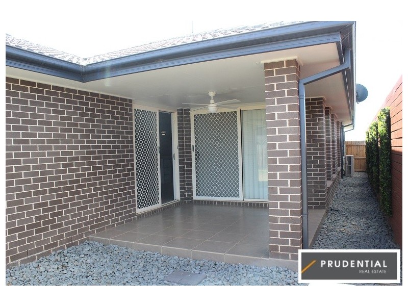 32 Asimus Circuit, Elderslie NSW 2570