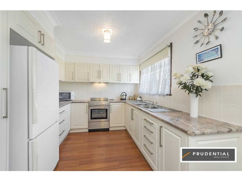 6 Barooga Avenue, Bradbury NSW 2560