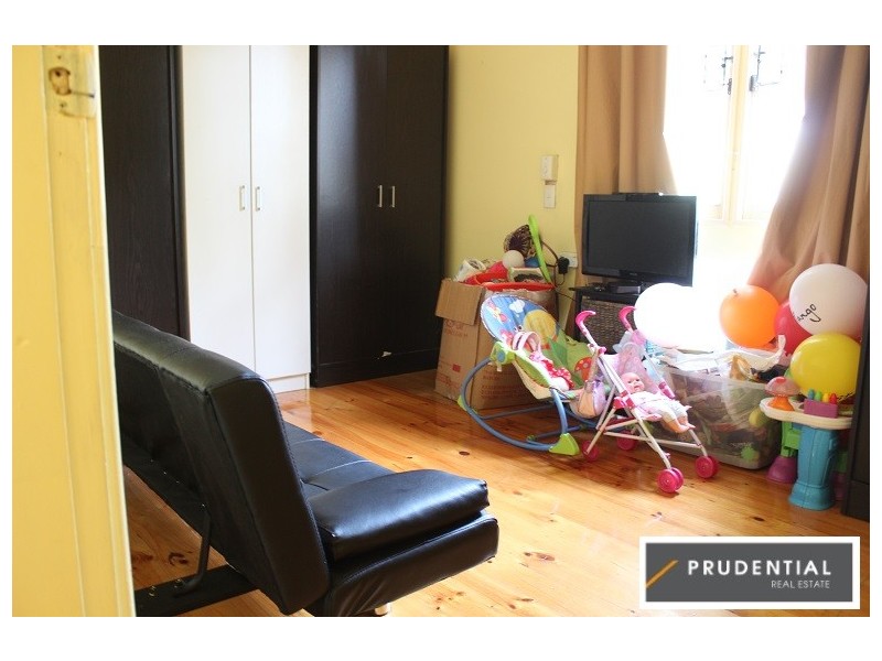 18 Bundarra Road, Campbelltown NSW 2560
