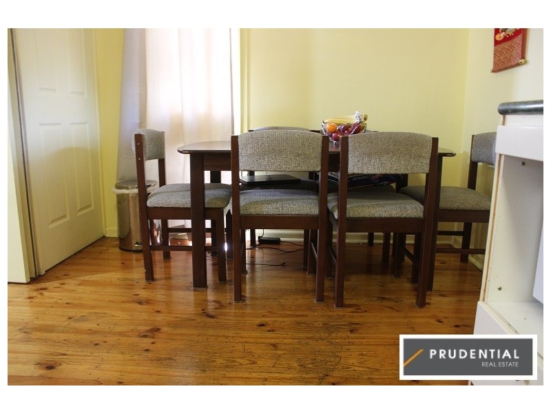 18 Bundarra Road, Campbelltown NSW 2560
