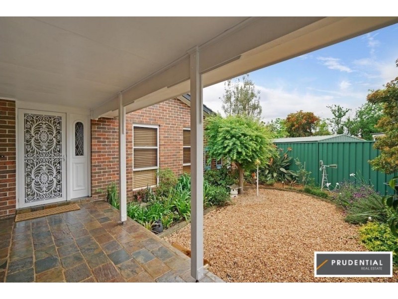 19 Adam Place, Macquarie Fields NSW 2564