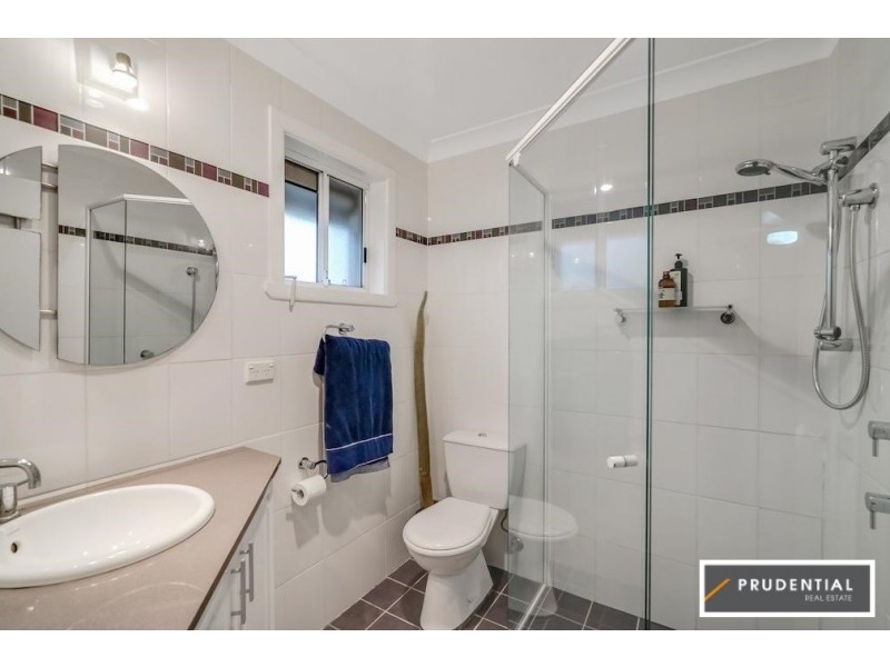 19 Adam Place, Macquarie Fields NSW 2564