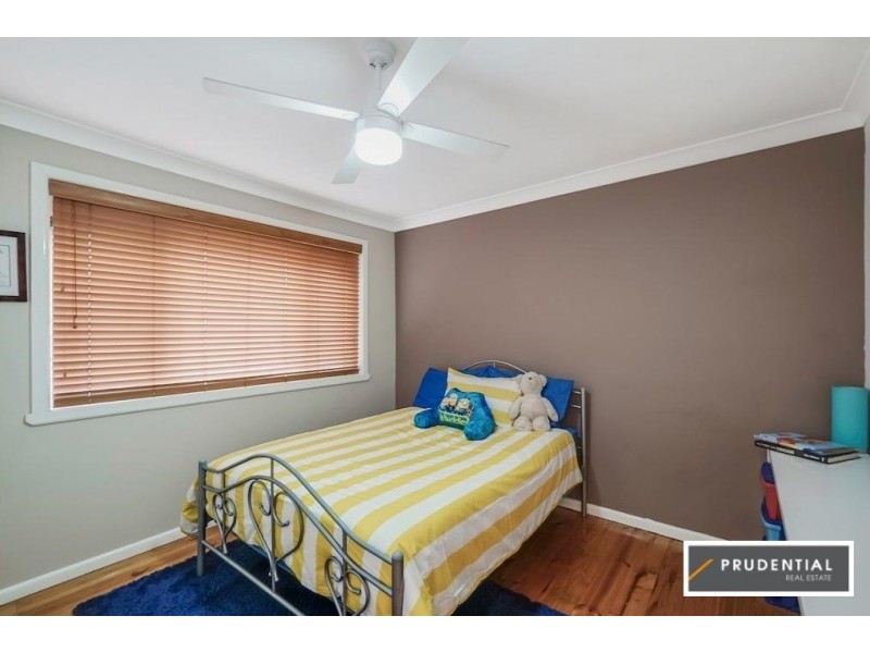 19 Adam Place, Macquarie Fields NSW 2564