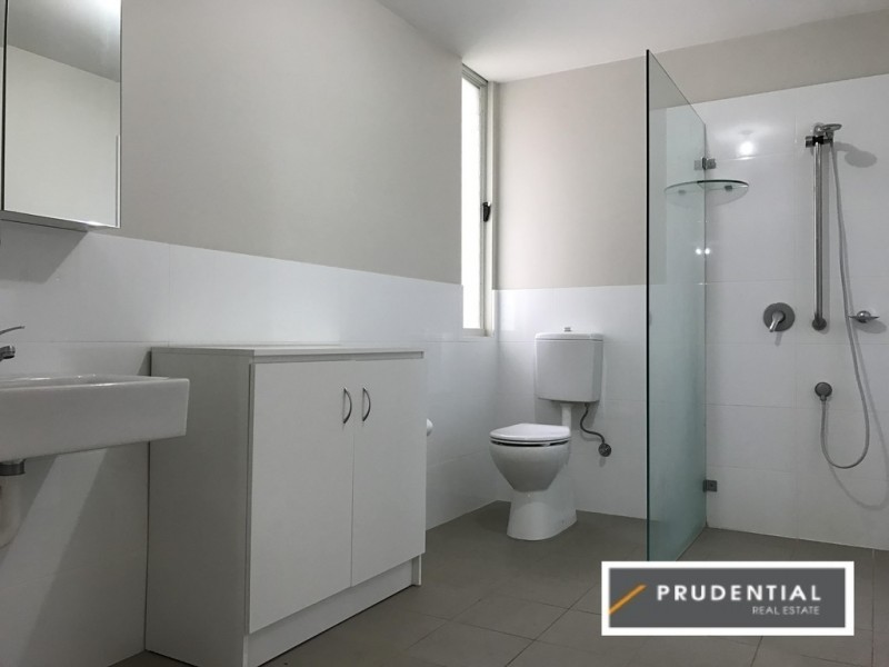 1/157 Dumaresq Street, Campbelltown NSW 2560