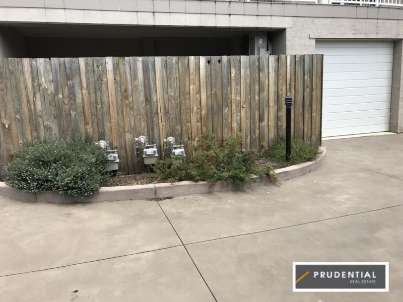 1/157 Dumaresq Street, Campbelltown NSW 2560