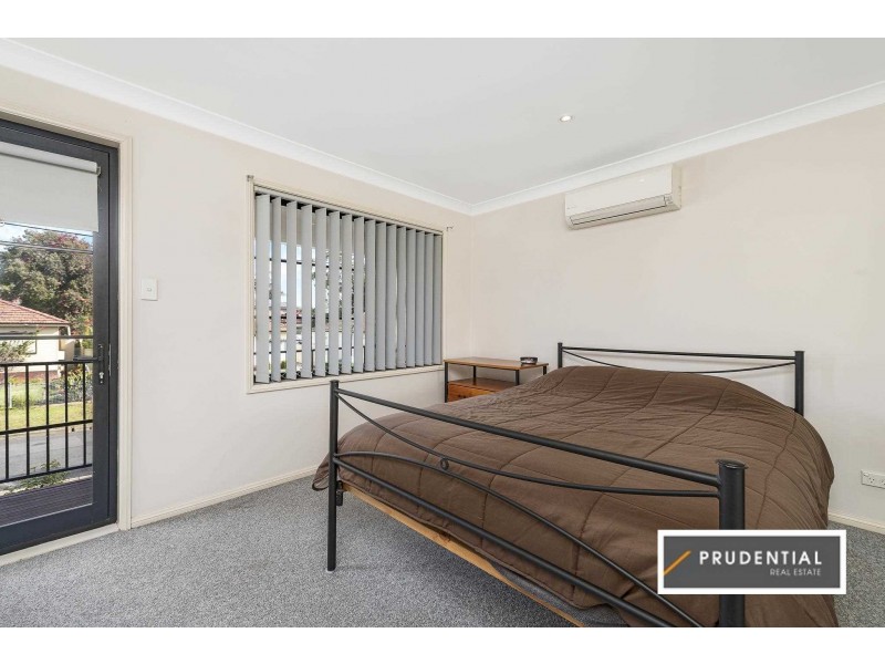 1/2 Mereil Street, Campbelltown NSW 2560