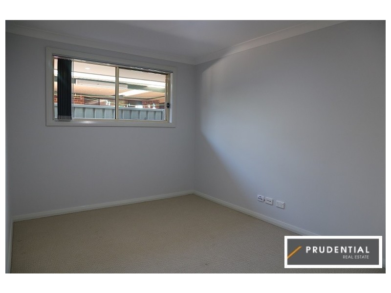 1A Moss Place, St Helens Park NSW 2560