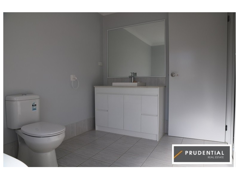 1A Moss Place, St Helens Park NSW 2560
