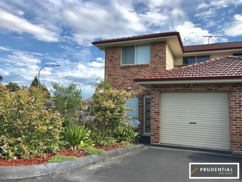 7/4 Feldspar Road, Eagle Vale NSW 2558