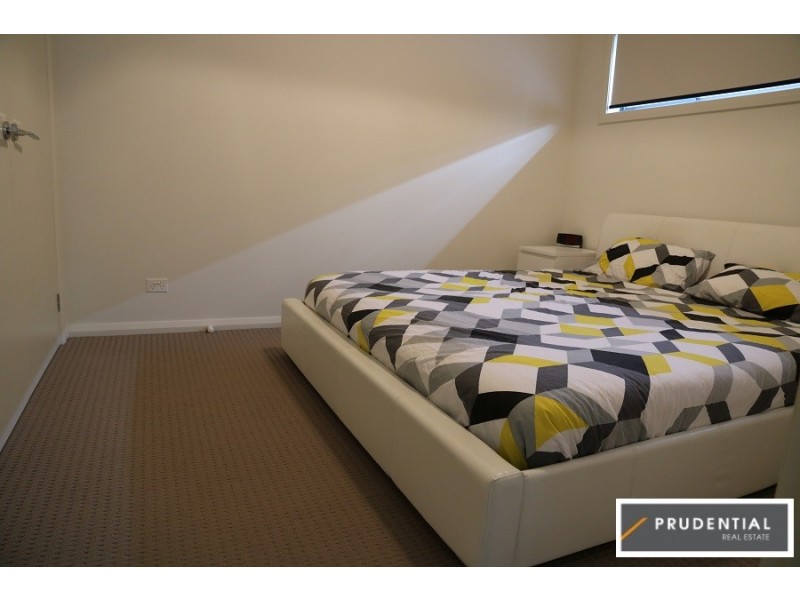 64a Oaklands Circuit, Gregory Hills NSW 2557