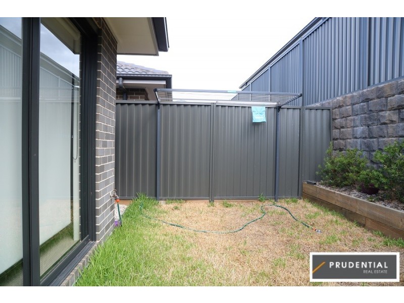 64a Oaklands Circuit, Gregory Hills NSW 2557