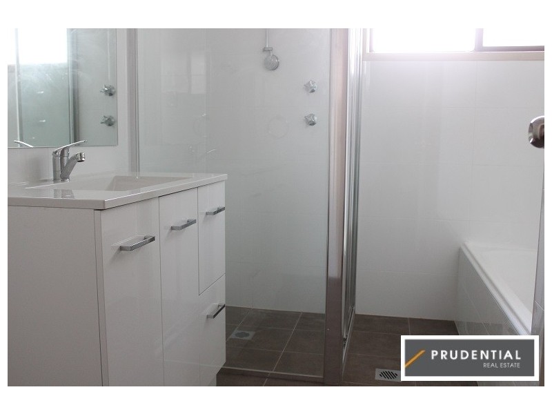 133 Campbellfield Avenue, Bradbury NSW 2560