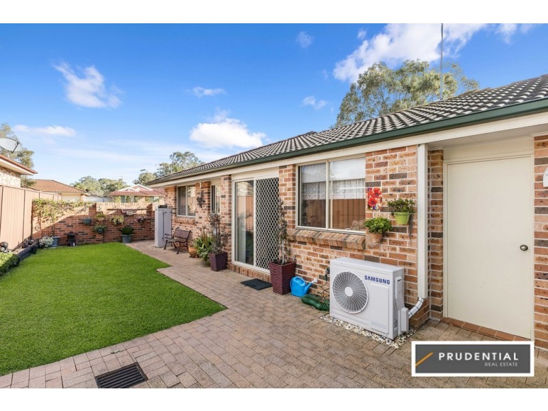 8/10 Azalea Place, Macquarie Fields NSW 2564