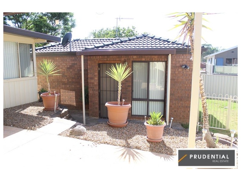 4a Banquo Place, Rosemeadow NSW 2560