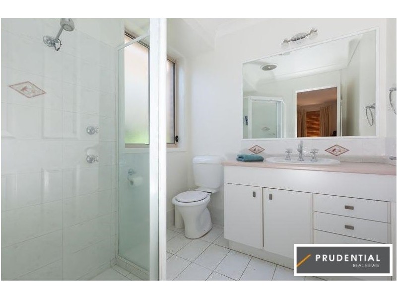 8 Cassinia Place, Mount Annan NSW 2567