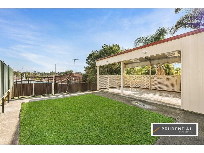 33 Grandview Drive, Campbelltown NSW 2560