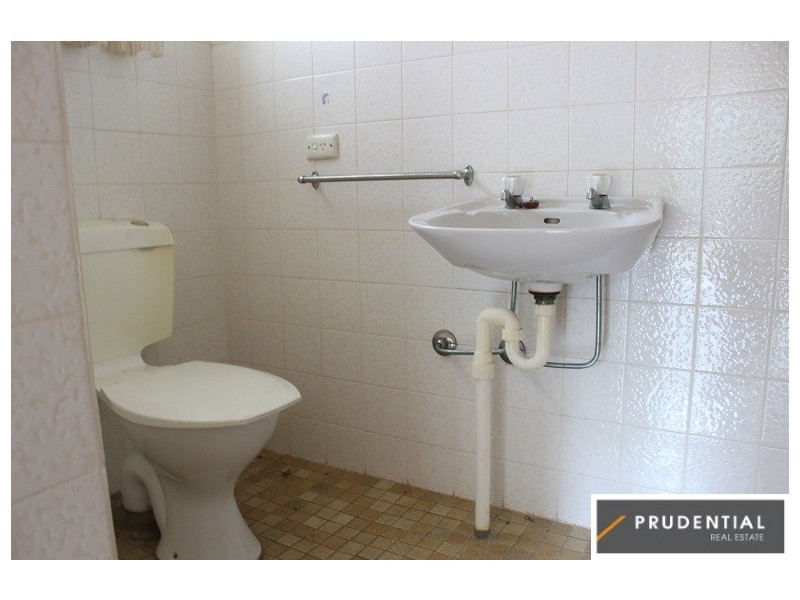 29 Menindee Avenue, Leumeah NSW 2560