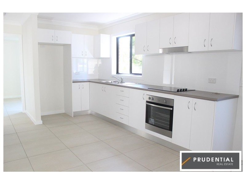 10a Dolomite Place, Eagle Vale NSW 2558