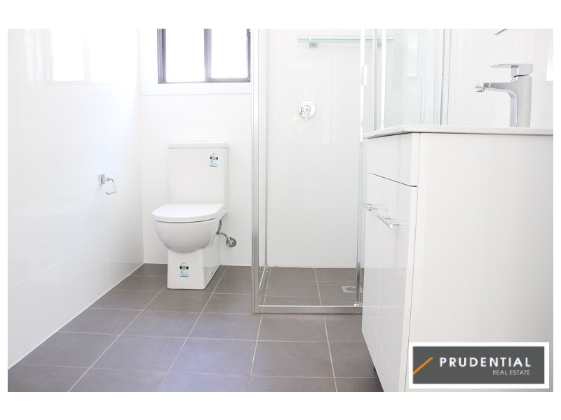 10a Dolomite Place, Eagle Vale NSW 2558