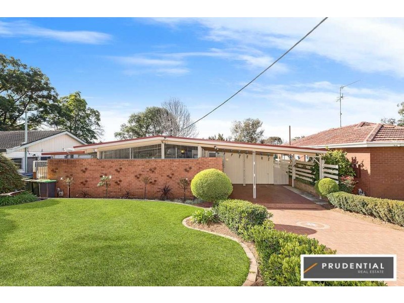 13 Campbellfield Avenue, Bradbury NSW 2560