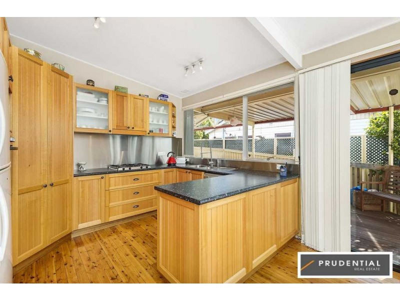 13 Campbellfield Avenue, Bradbury NSW 2560