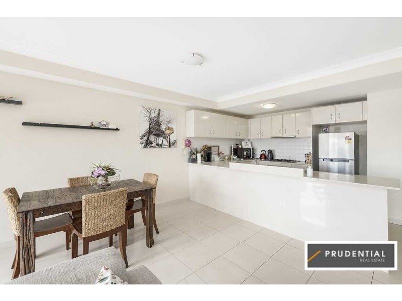 11/41 Woodhouse Drive, Ambarvale NSW 2560