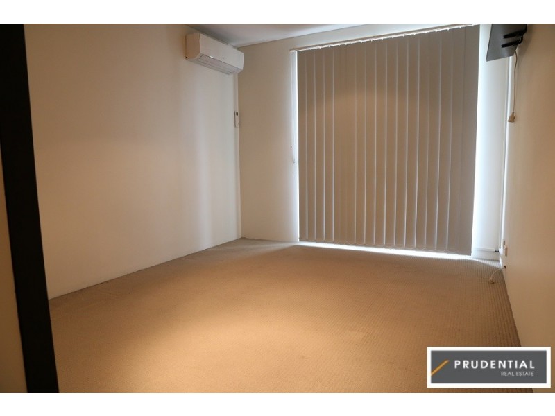 27/49 Lachlan Street, Warwick Farm NSW 2170