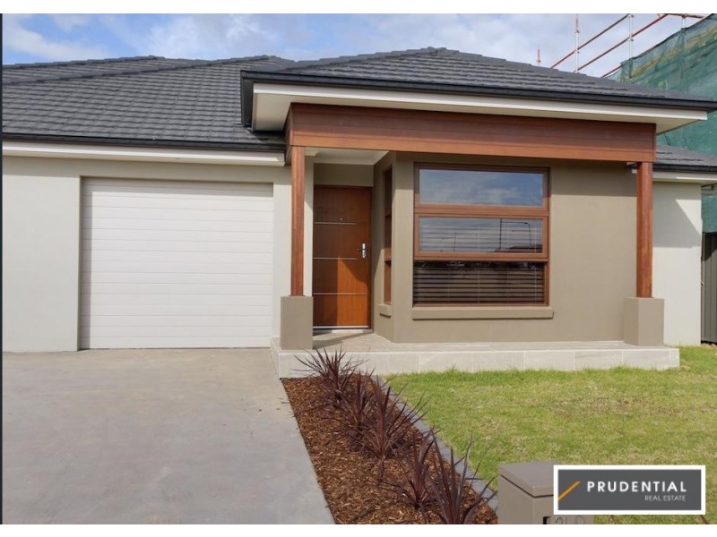 21B Willmington Loop, Oran Park NSW 2570