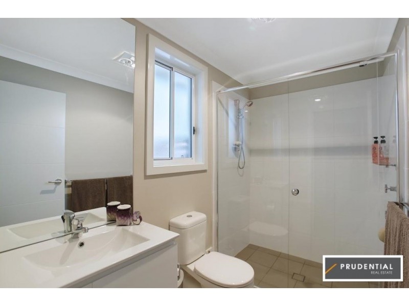 21B Willmington Loop, Oran Park NSW 2570