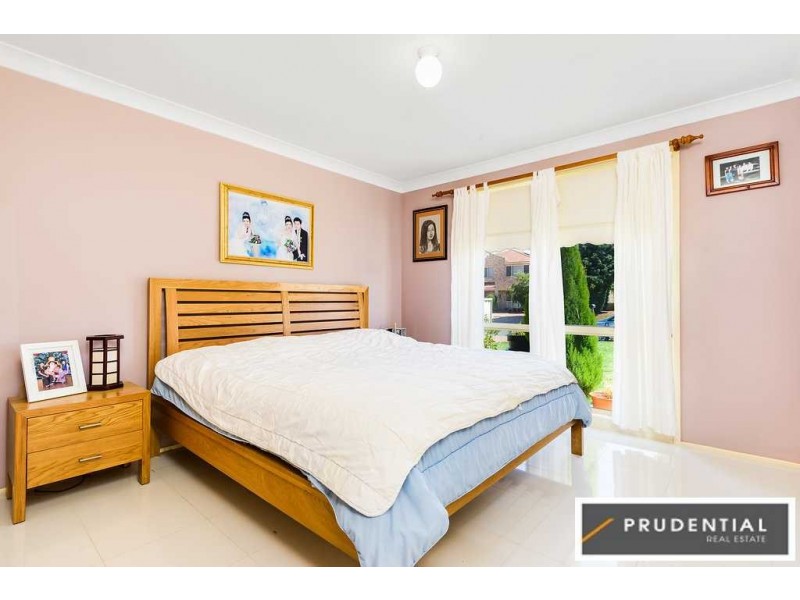 39 Bardolph Avenue, Rosemeadow NSW 2560