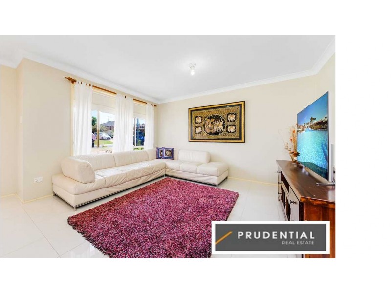 39 Bardolph Avenue, Rosemeadow NSW 2560
