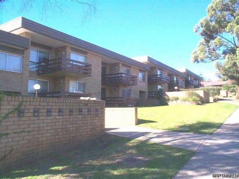 7/20-30 Condamine Street, Campbelltown NSW 2560