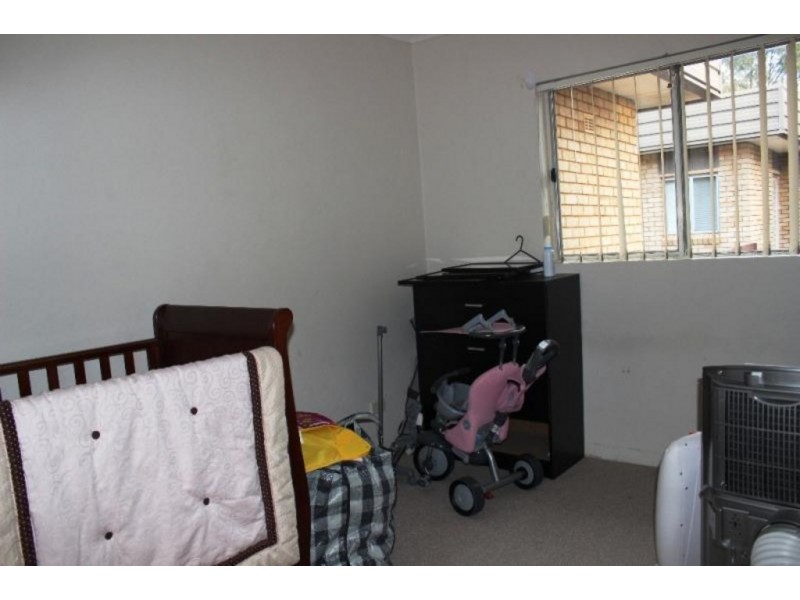 7/20-30 Condamine Street, Campbelltown NSW 2560