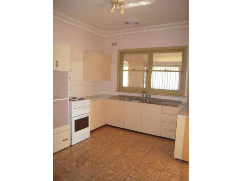 54 Deans Road, Airds NSW 2560