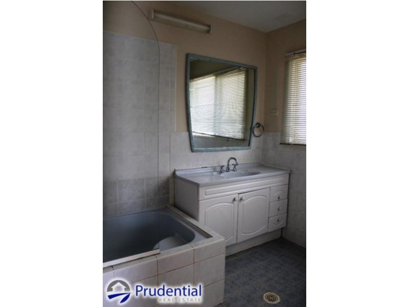 1 Shoalhaven Street, Ruse NSW 2560