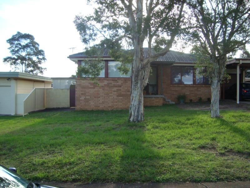 3 COORADILLA PLACE, Bradbury NSW 2560
