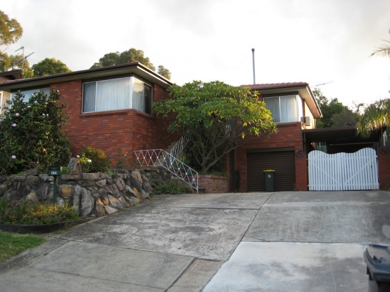 113 Campbellfield Ave, Bradbury NSW 2560