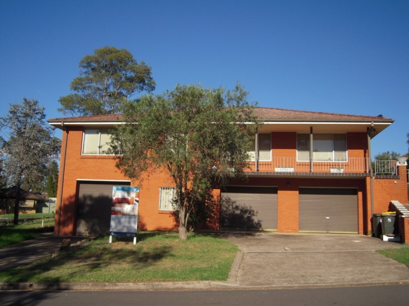 276 The Parkway, Bradbury NSW 2560