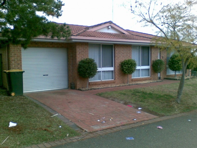 9 Eliza Way, Leumeah NSW 2560