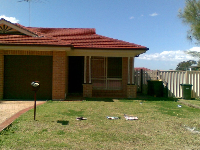 38 B Potoroo Cresent, St Helens Park NSW 2560