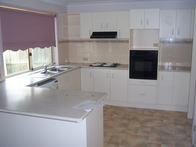 9 The Kraal, Blair Athol NSW 2560