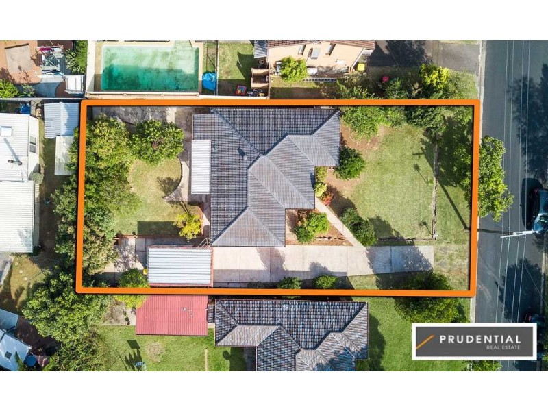 42 Raymond Avenue, Campbelltown NSW 2560