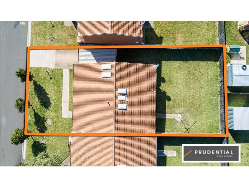 6 Orlando Street, Rosemeadow NSW 2560