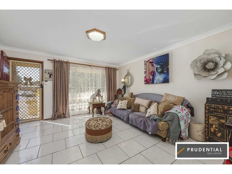 1/12 Oswald Crescent, Rosemeadow NSW 2560