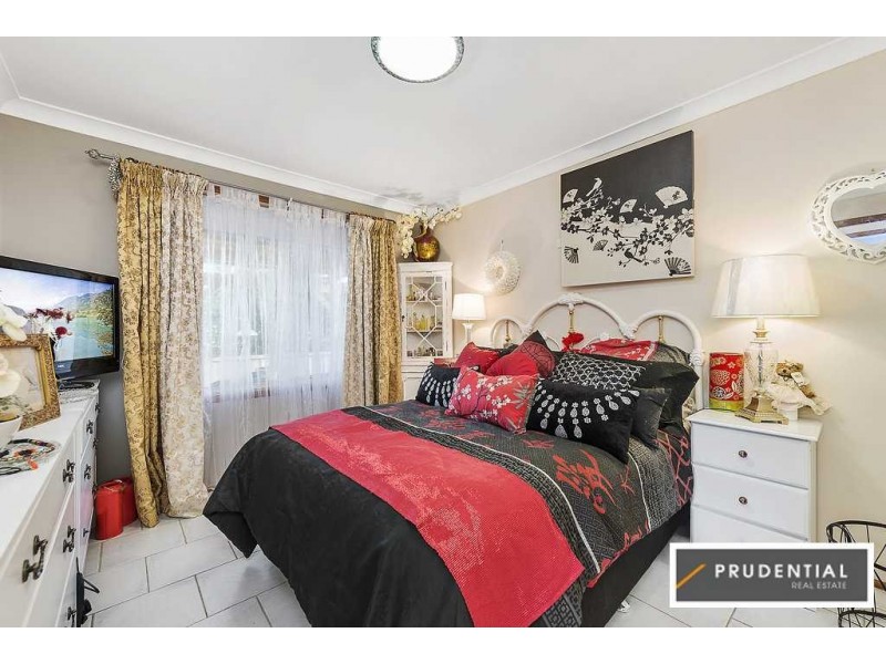 1/12 Oswald Crescent, Rosemeadow NSW 2560