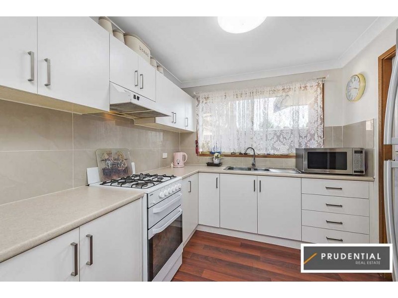 1/12 Oswald Crescent, Rosemeadow NSW 2560