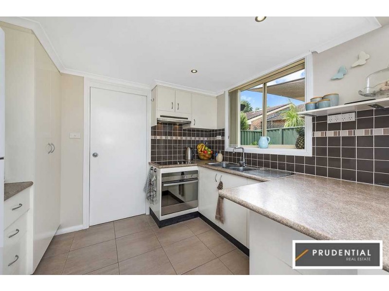 2/6 Wickfield Circuit, Ambarvale NSW 2560