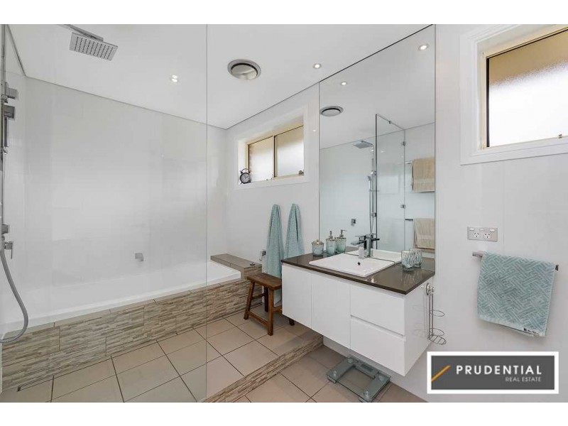 2/6 Wickfield Circuit, Ambarvale NSW 2560